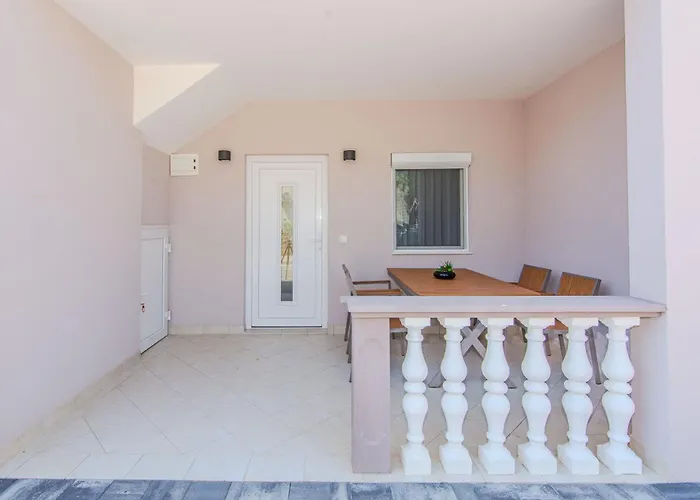 With Parking Space - 24843 * 비르